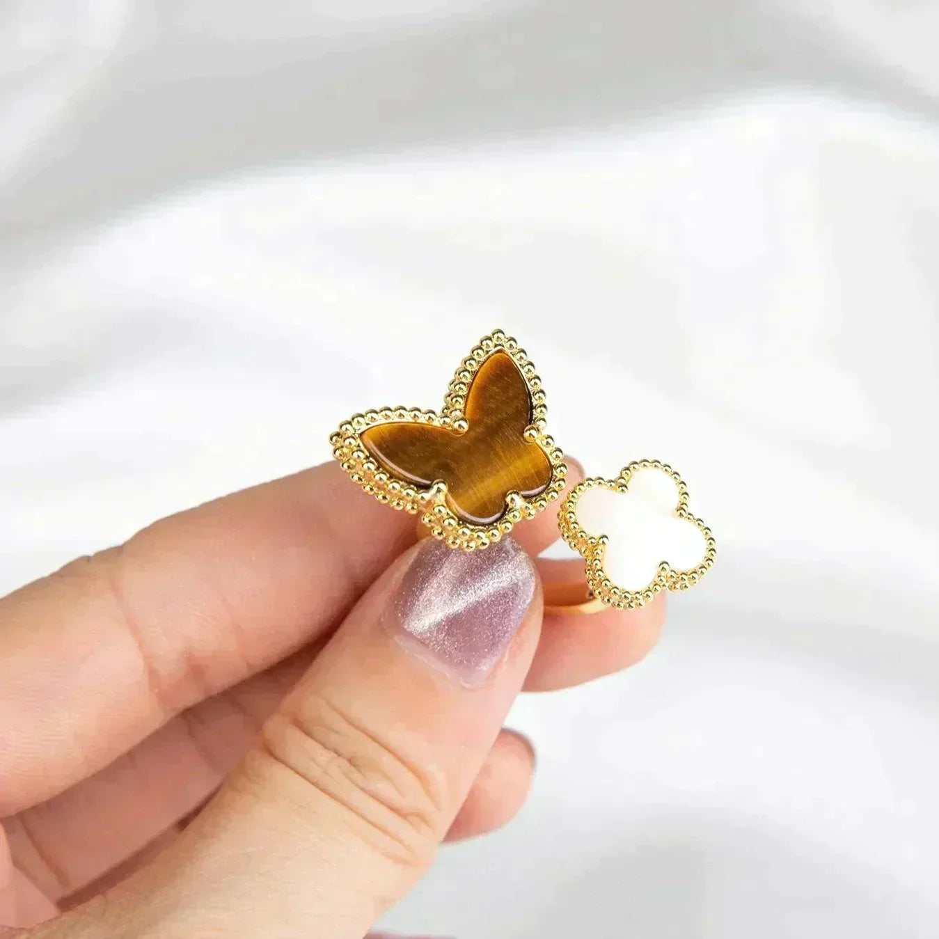 [Vicky]LUCKY BETWEEN THE FINGER RING