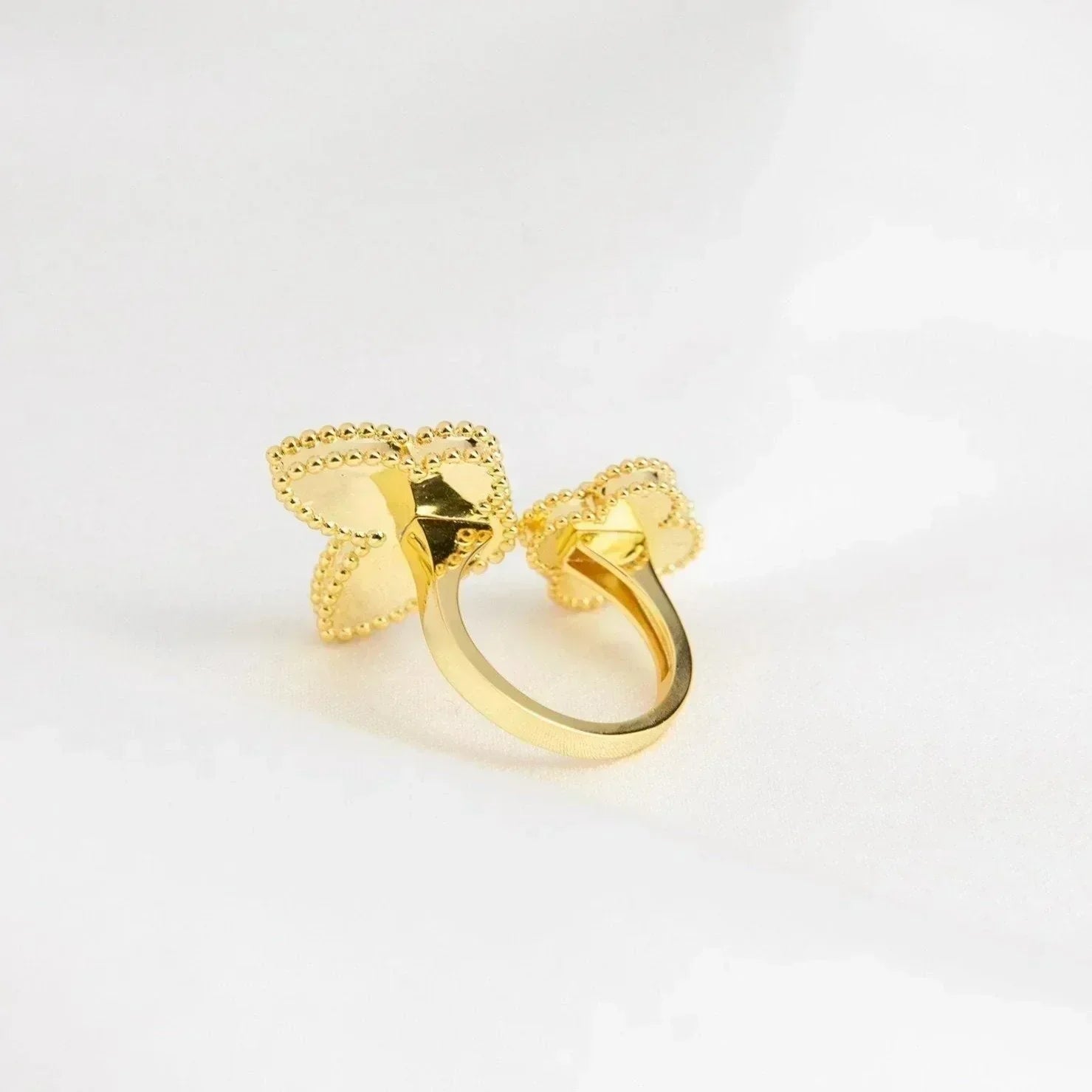 [Vicky]LUCKY BETWEEN THE FINGER RING