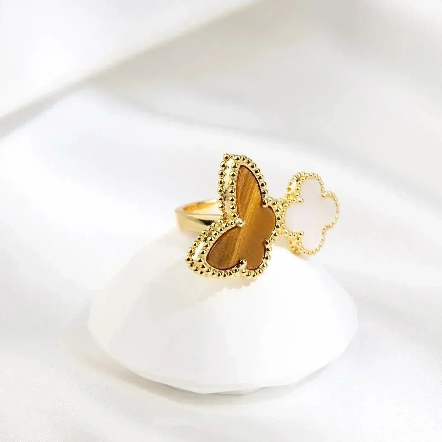 [Vicky]LUCKY BETWEEN THE FINGER RING