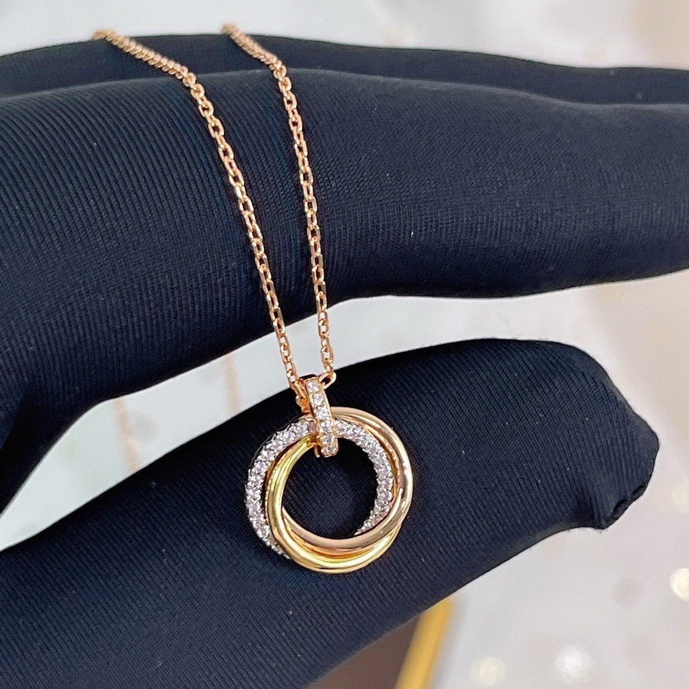 [Vicky]TRINITY NECKLACE SILVER GOLD PINK GOLD DIAMONDS