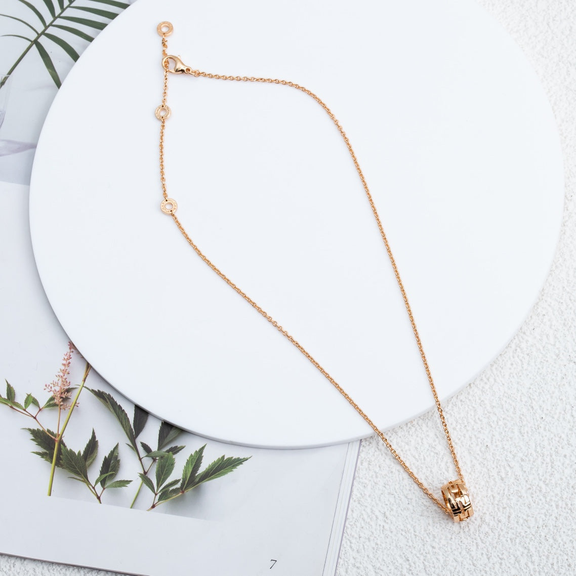 [Vicky]PARENTESI NECKLACE PINK GOLD