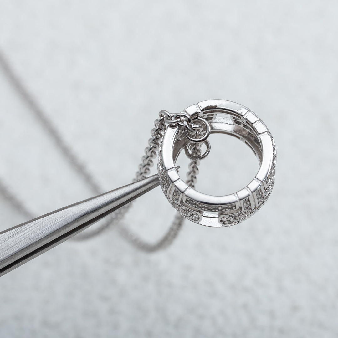 [Vicky]PARENTESI NECKLACE SILVER DIAMOND