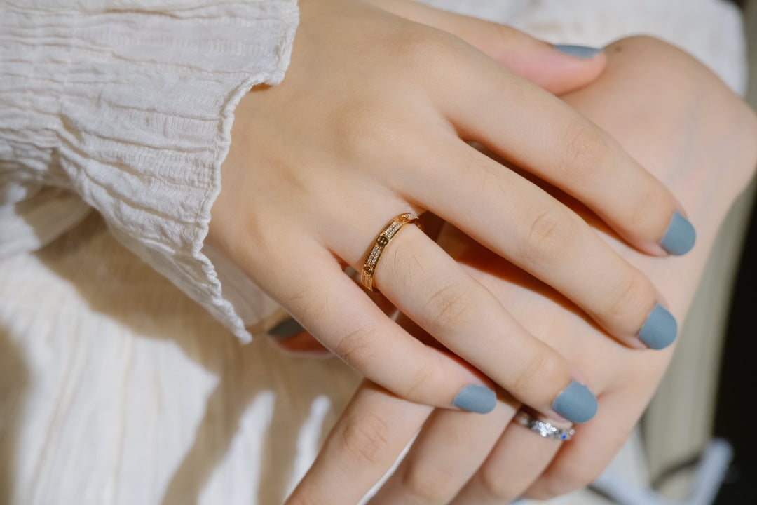 [Vicky]LOVE RING 2.65MM DIAMOND