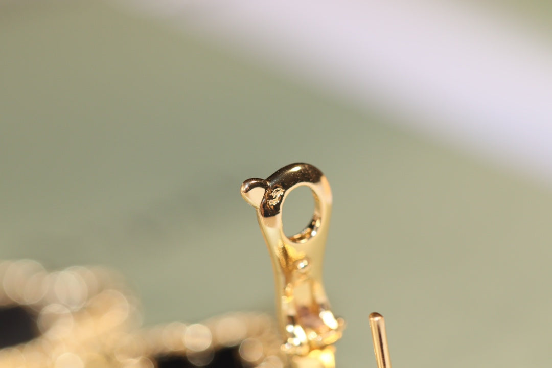 [Vicky]CLOVER EARRINGS GOLD ONYX MOP 3 MOTIF