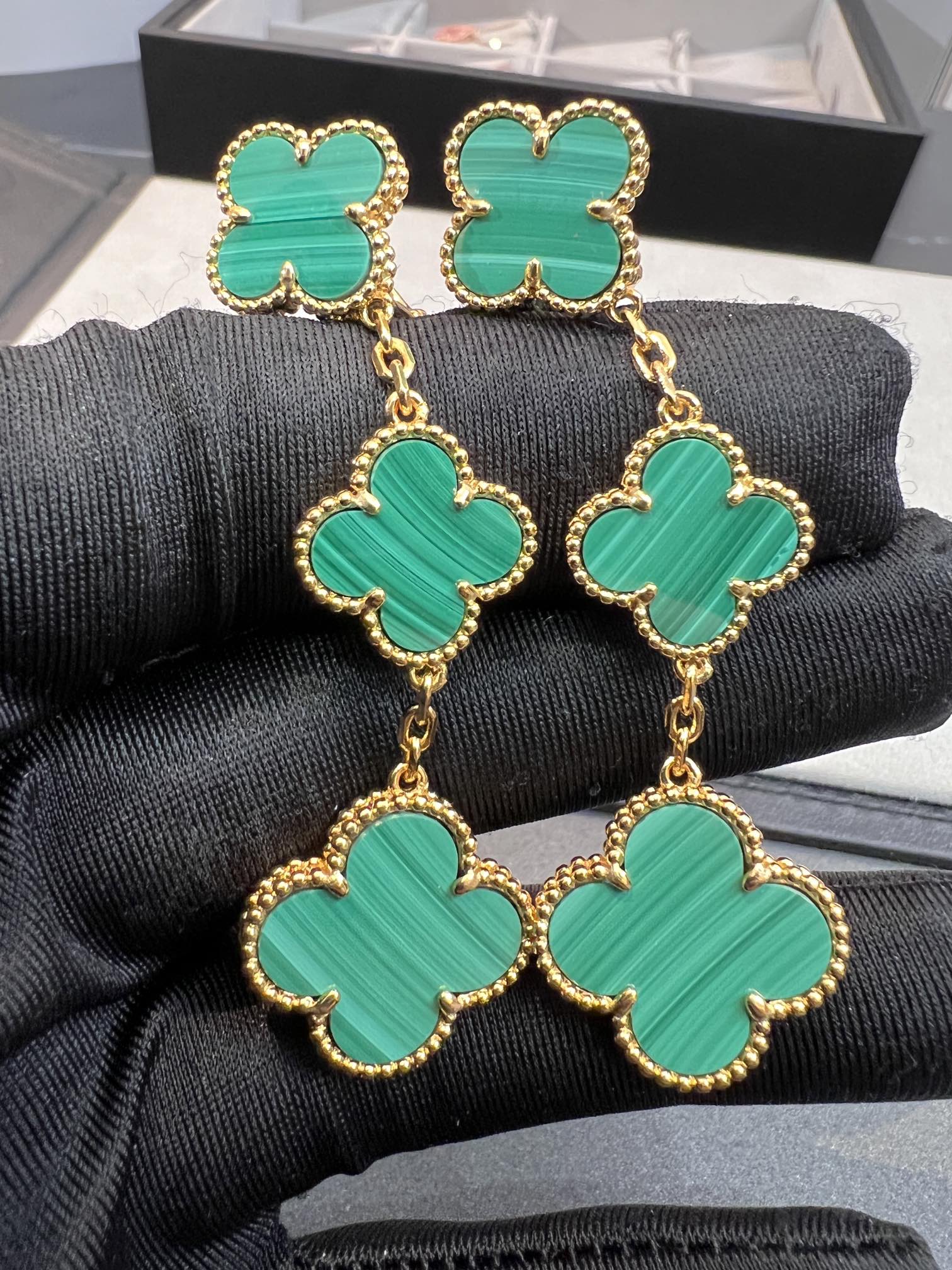 [Vicky]CLOVER MALACHITE 3 MOTIFS GOLD