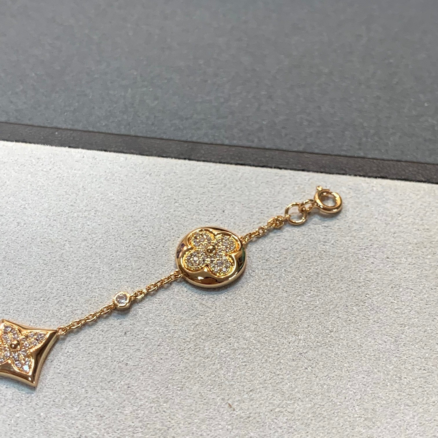 [Vicky]STAR AND SUN 4 MOTIFS GOLD DIAMONDS BRACELET