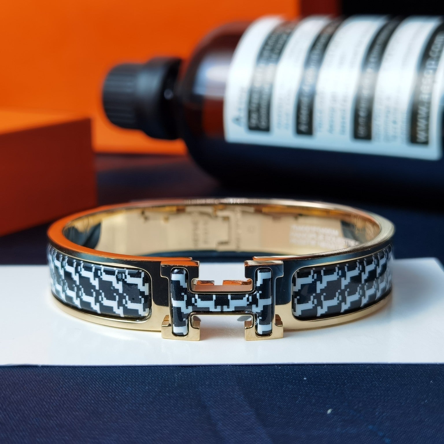 [Vicky]H HORSE BRACELET 12MM