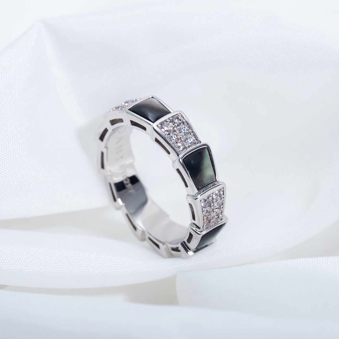 [Vicky]SERPENTI RING SILVER DIAMOND BLACK MOP 4MM