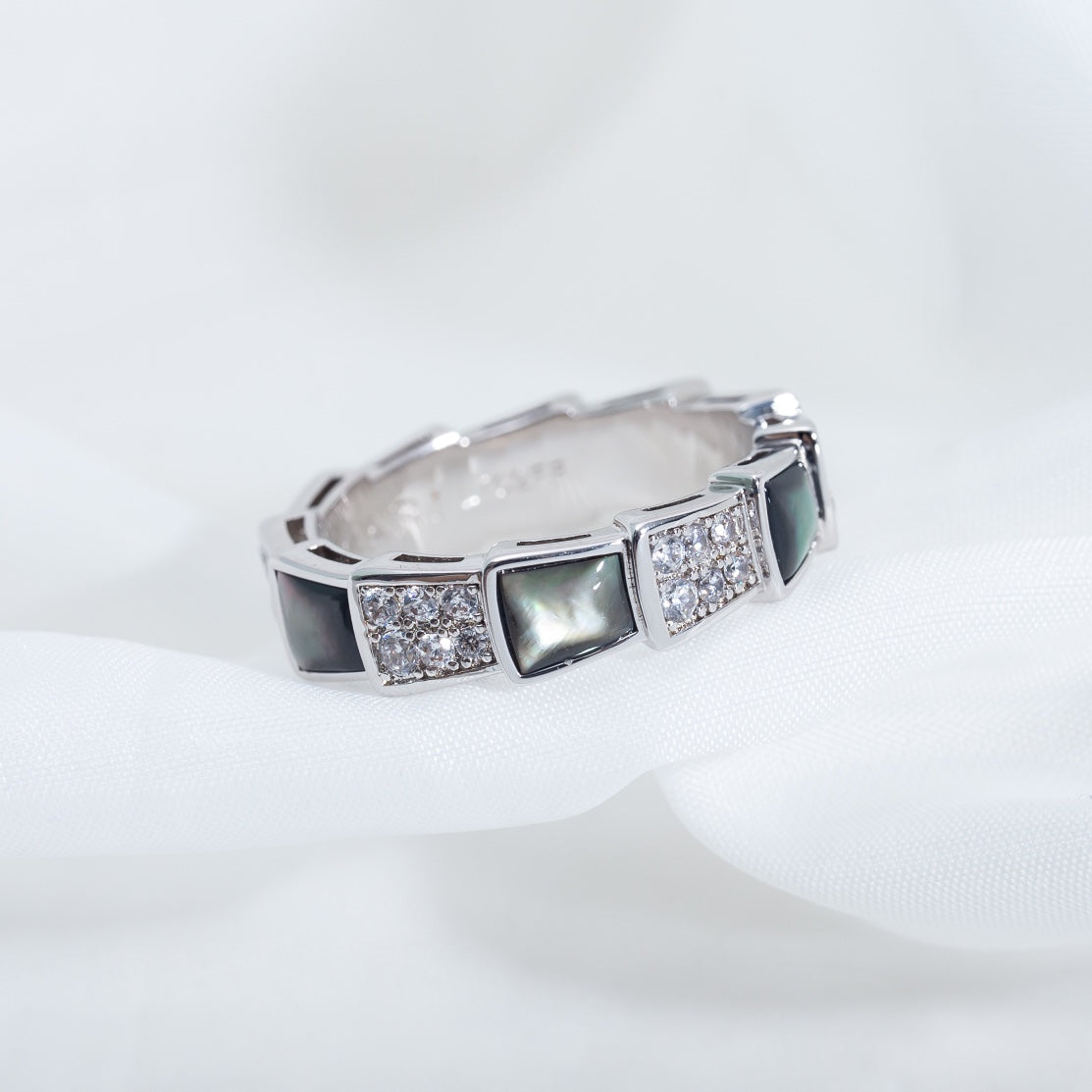 [Vicky]SERPENTI RING SILVER DIAMOND BLACK MOP 4MM