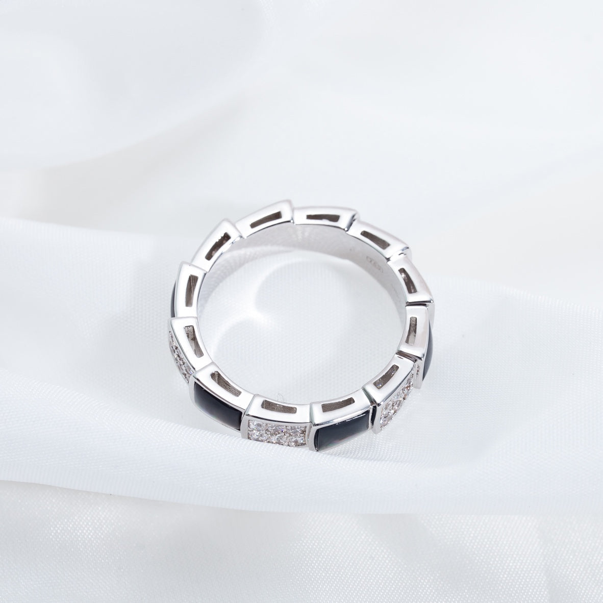 [Vicky]SERPENTI RING SILVER DIAMOND BLACK MOP 4MM