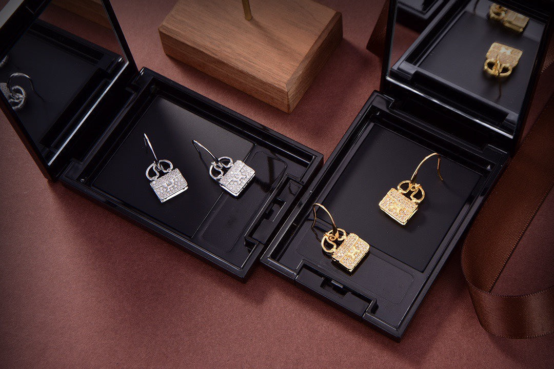 [Vicky]KELLY DIAMOND EARRINGS
