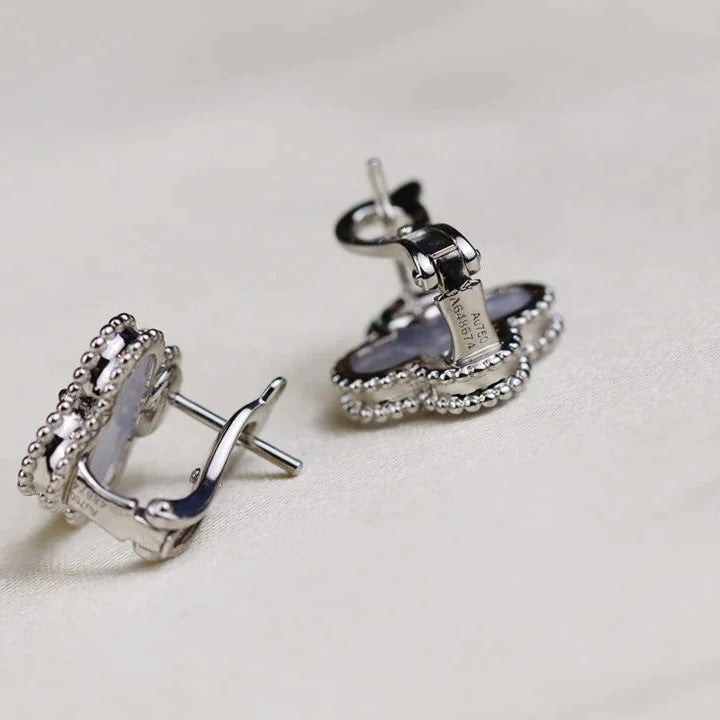 [Vicky]CLOVER MEDIUM 1 MOTIFS  WHITE MOP EARRINGS SILVER