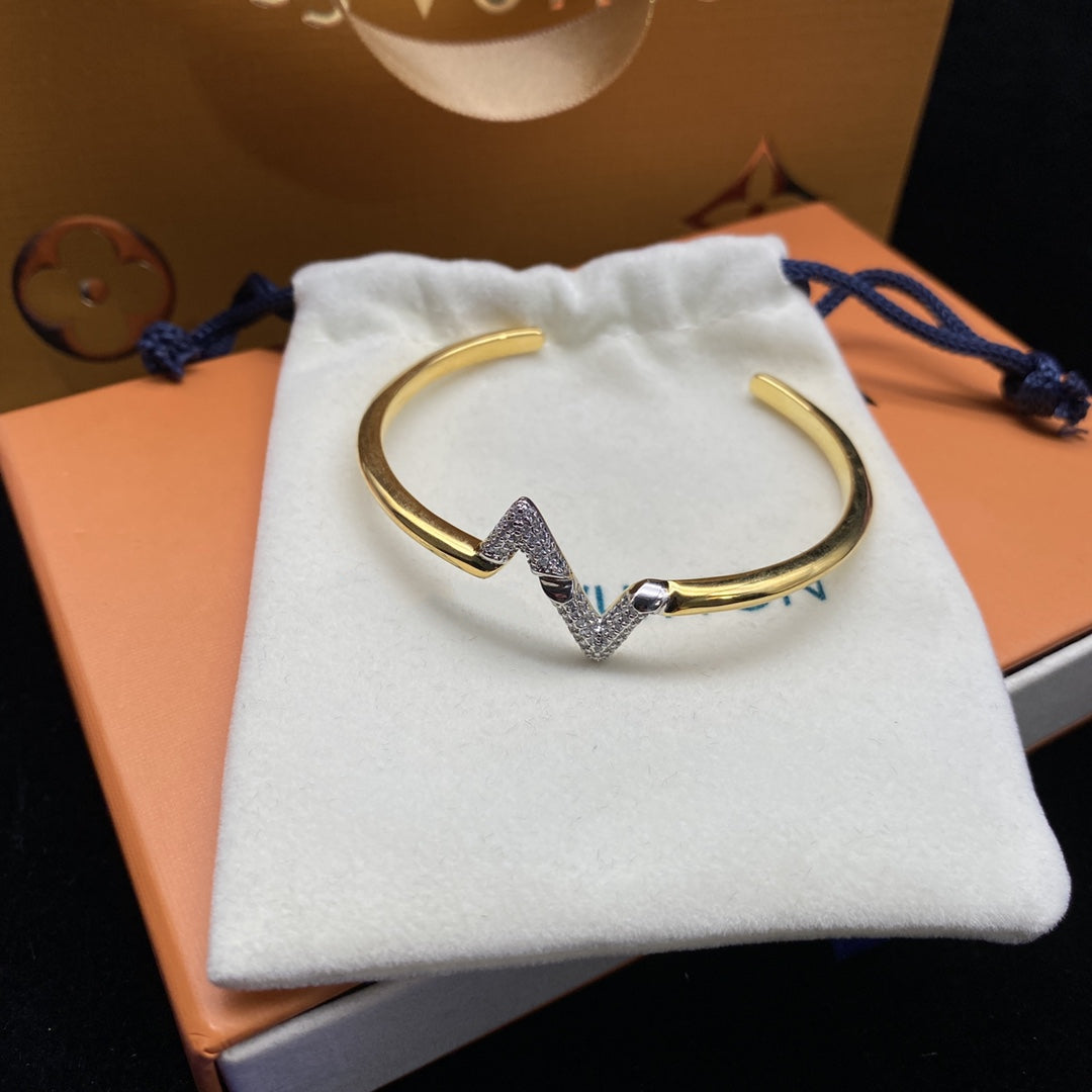 [Vicky]VOLTE UPSITE DOWN DIAMOND GOLD OPEN BRACELET