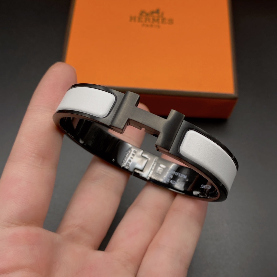 [Vicky]H BRACELET 12MM BLACK WHITE CERAMIC
