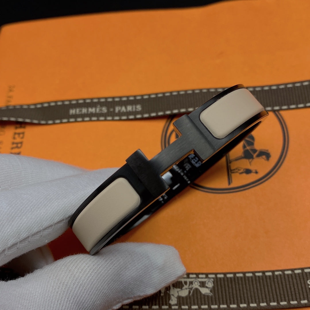 [Vicky]H BRACELET 12MM BLACK BEIGE CERAMIC