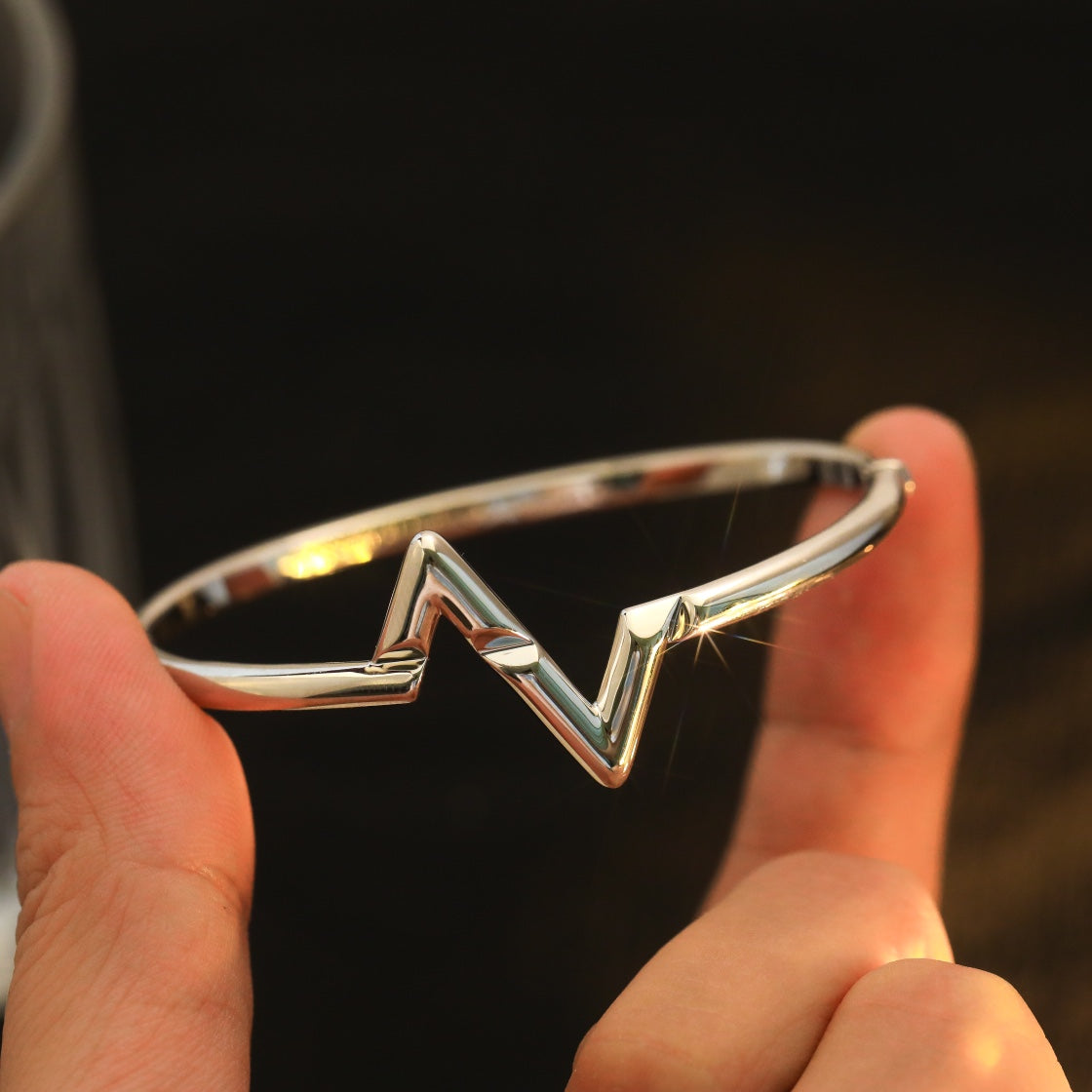 [Vicky]VOLTE UPSITE DOWN BRACELET