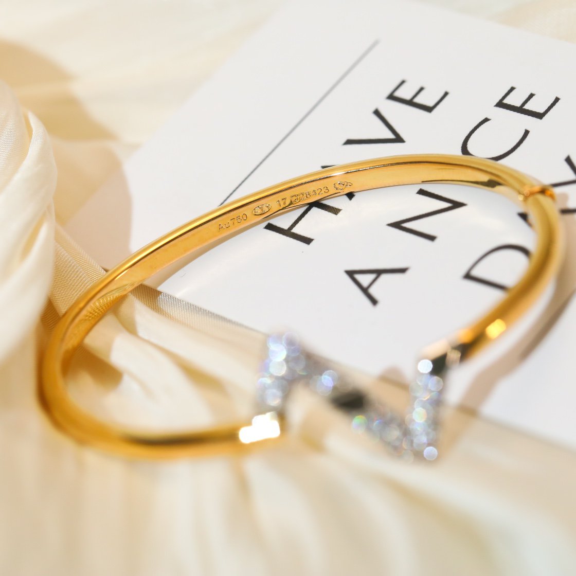 [Vicky]VOLTE UPSITE DOWN GOLD DIAMOND BRACELET