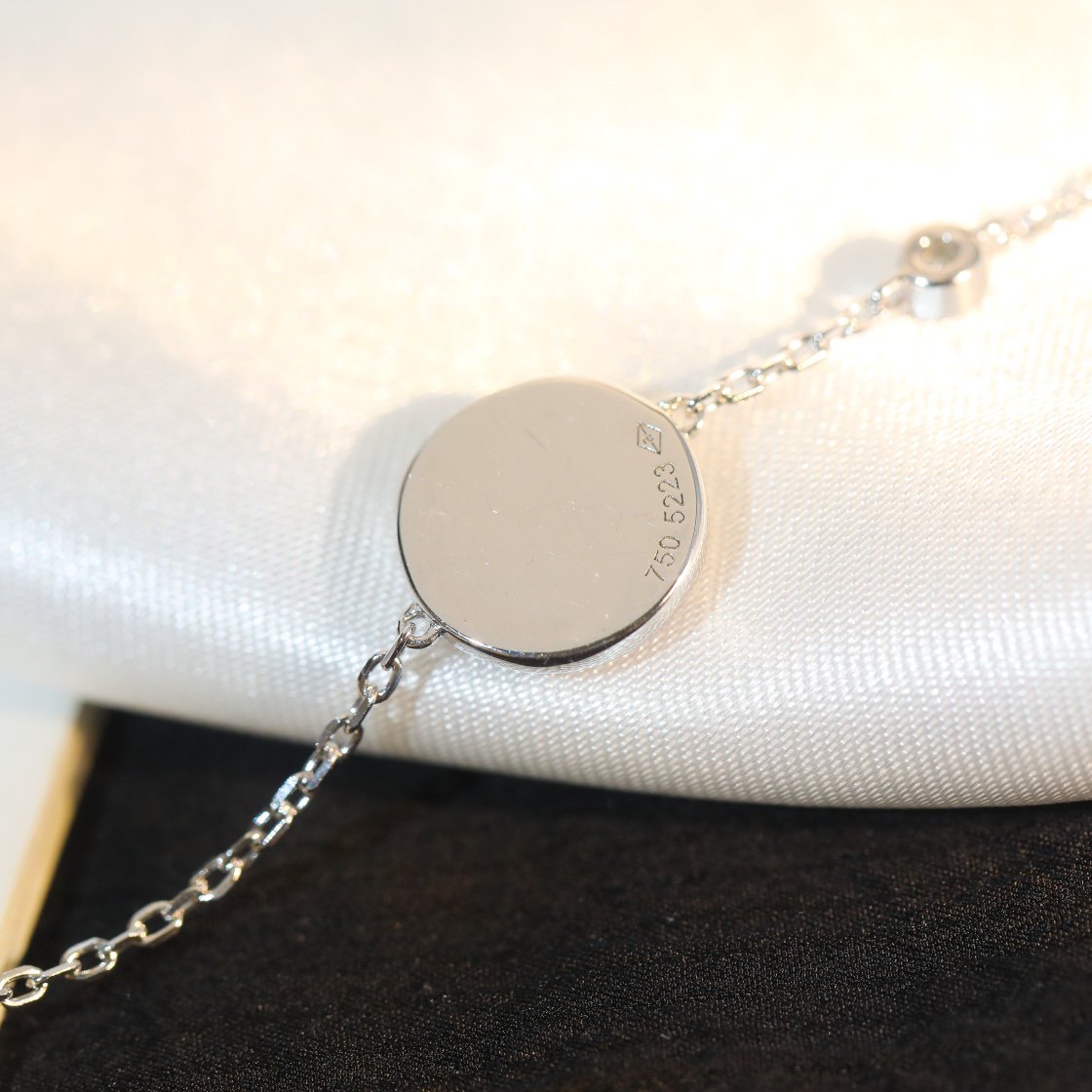 [Vicky]SUN MOTIF PINK MOP SILVER BRACELET