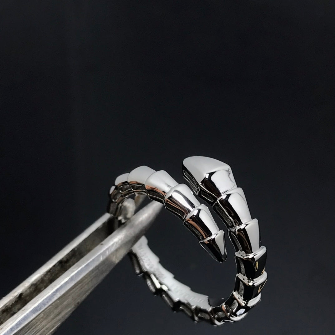 [Vicky]SERPENTS RING