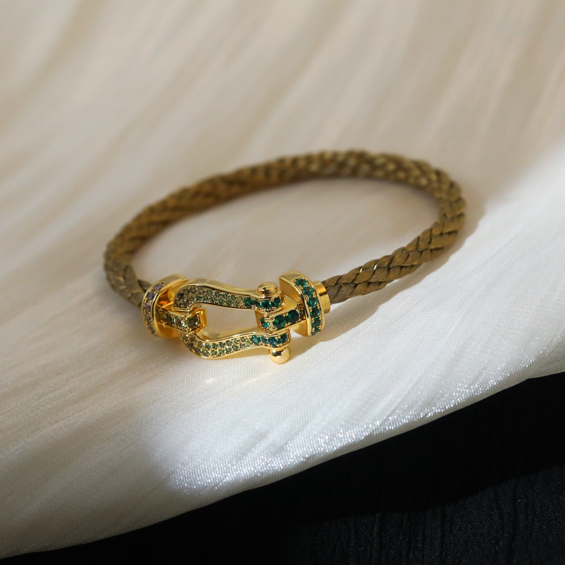 [Vicky]FORCE 10 GOLD GREEN DIAMOND PAVED