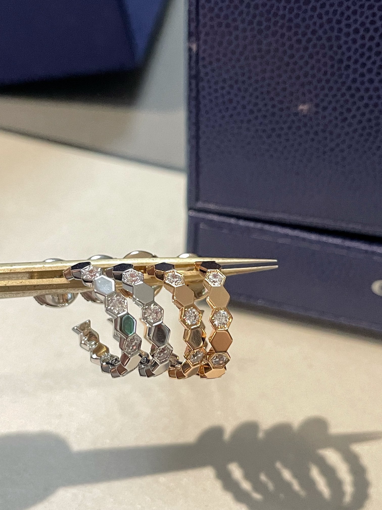 [Vicky]Hollow Design Four-Leaf Clover Flower Shape Ring