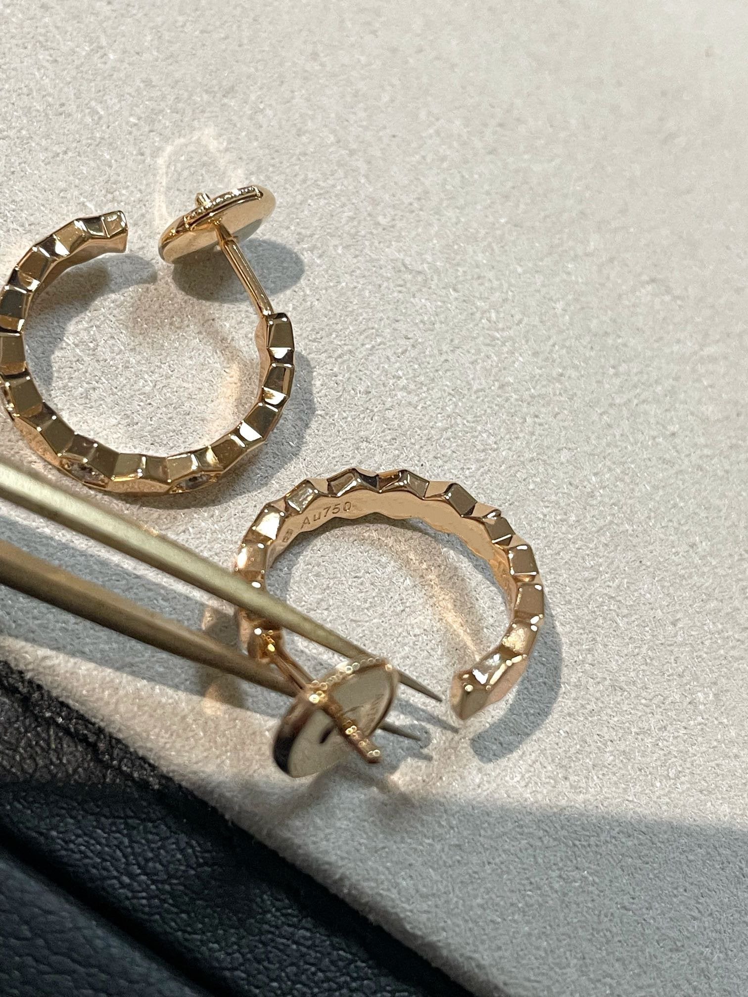 [Vicky]Hollow Design Four-Leaf Clover Flower Shape Ring