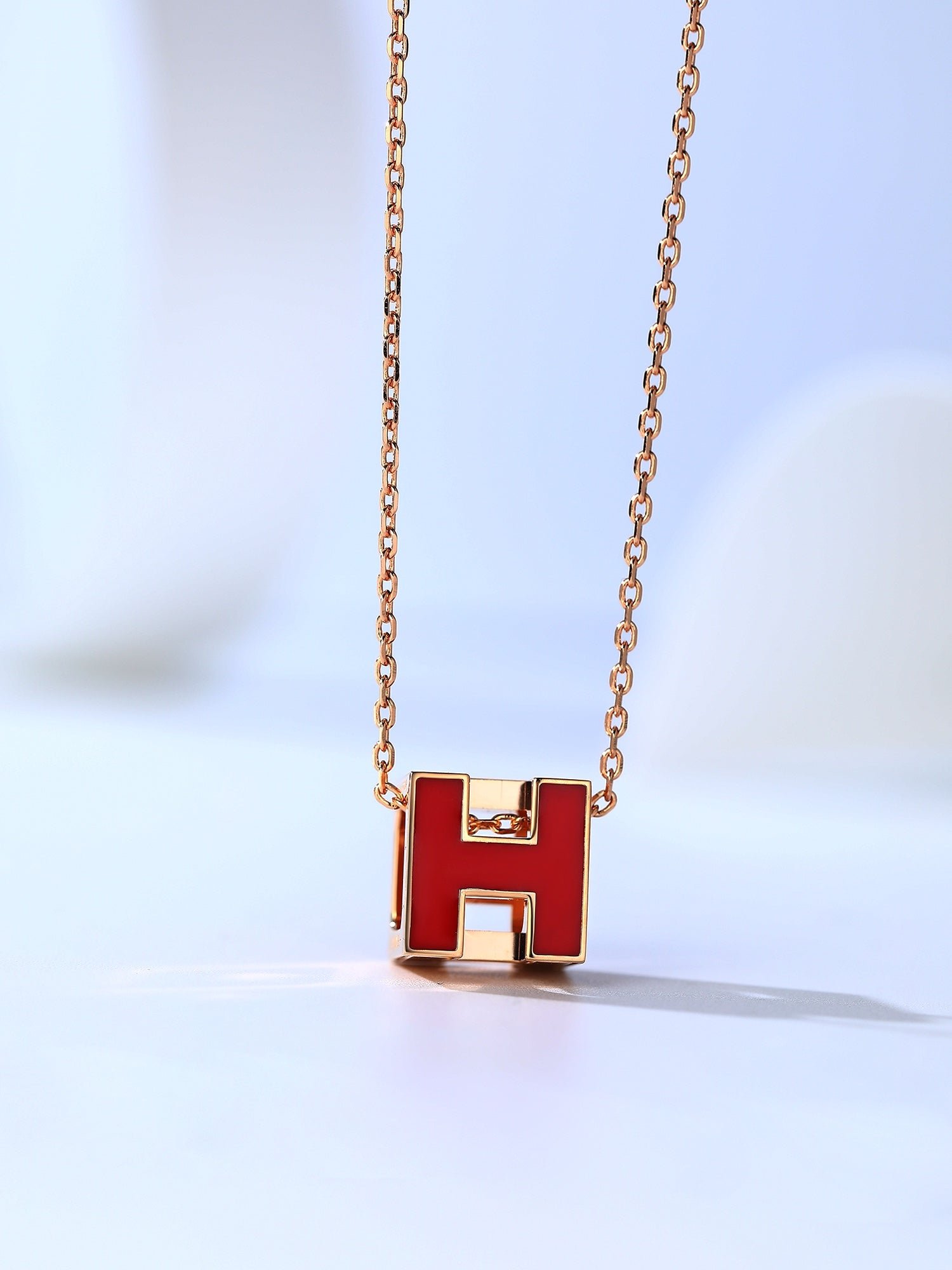 [Vicky]H CAGE PINK GOLD NECKLACE