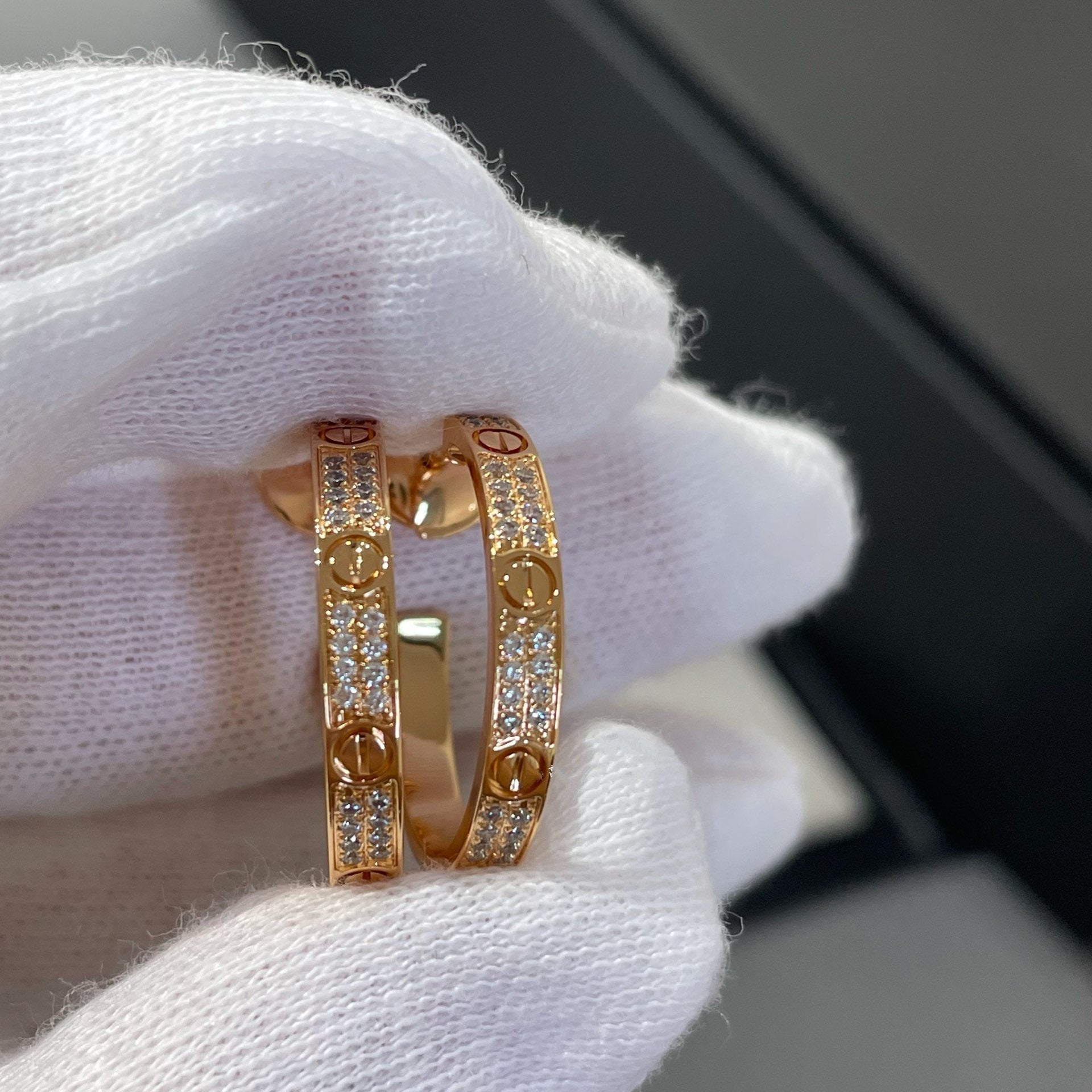 [Vicky]LOVE DIAMOND PINK GOLD HOOP EARRINGS