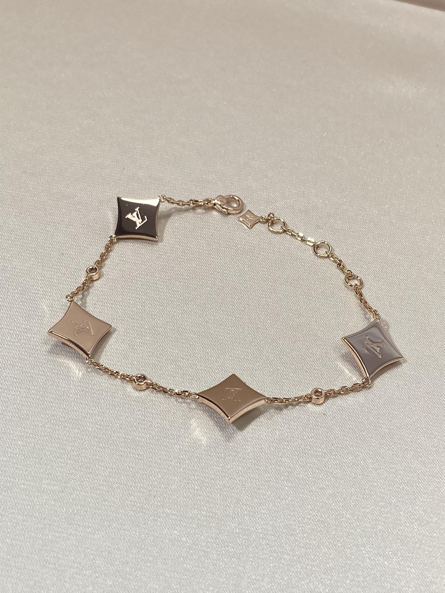 [Vicky]STAR 4 MOTIF MOP DIAMOND PINK GOLD BRACELET