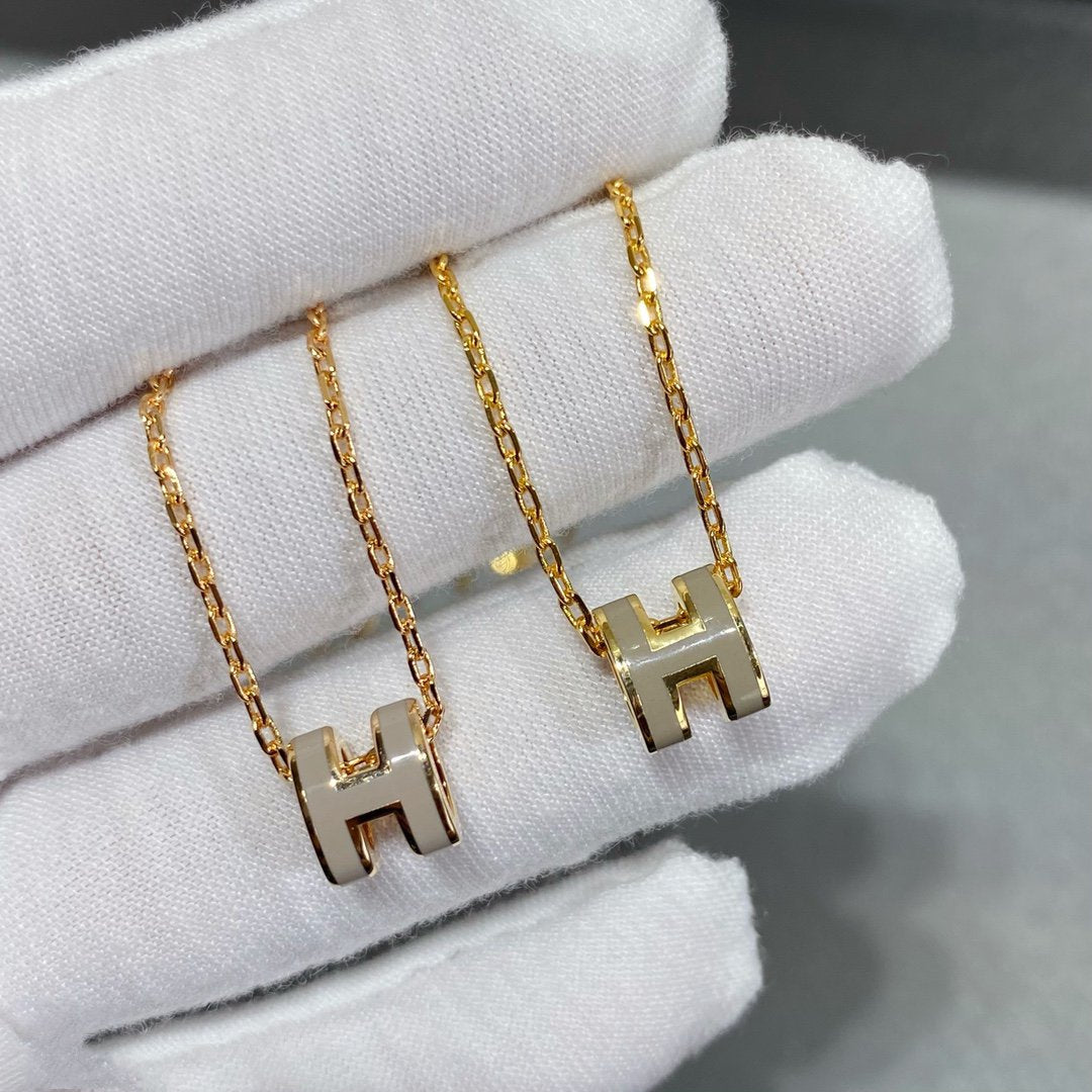 [Vicky]MINI POP H NECKLACE