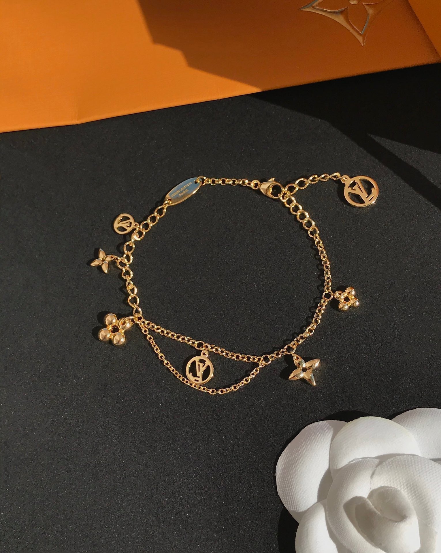 [Vicky]BLOOMING PINK GOLD MOP BRACELET