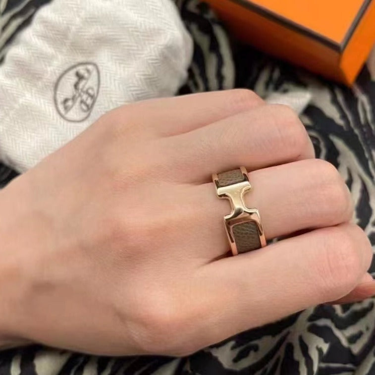[Vicky]OLYMPE PINK GOLD RING
