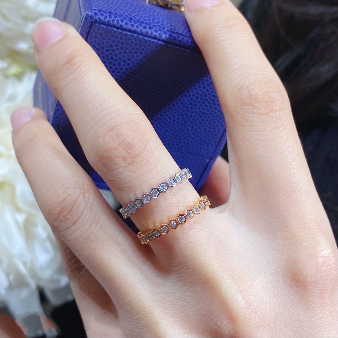 [Vicky]BEE LOVE DIAMOND PAVED SMALL RING