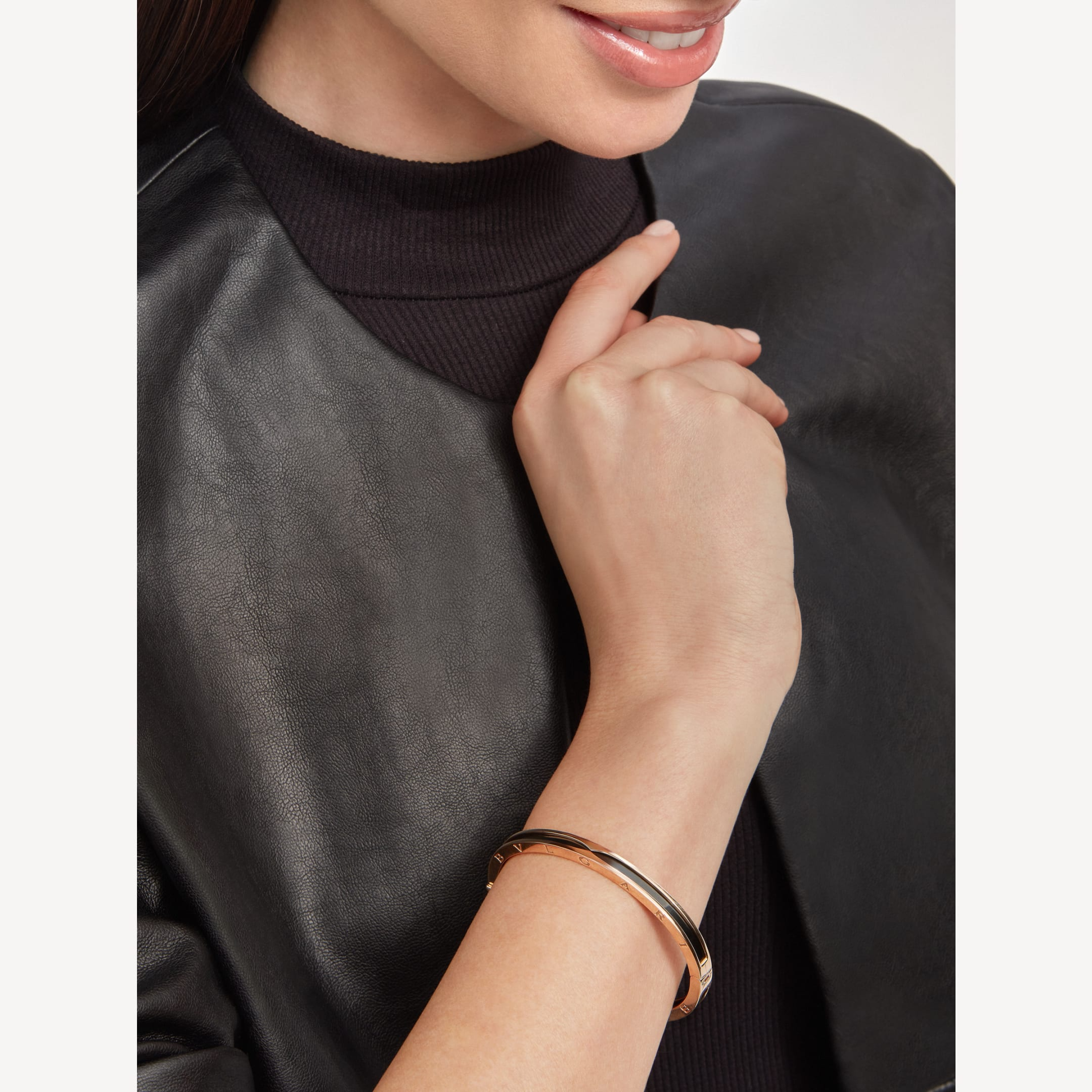 [Vicky]ZERO 1 PINK GOLD WITH BLACK CERAMIC BRACELET
