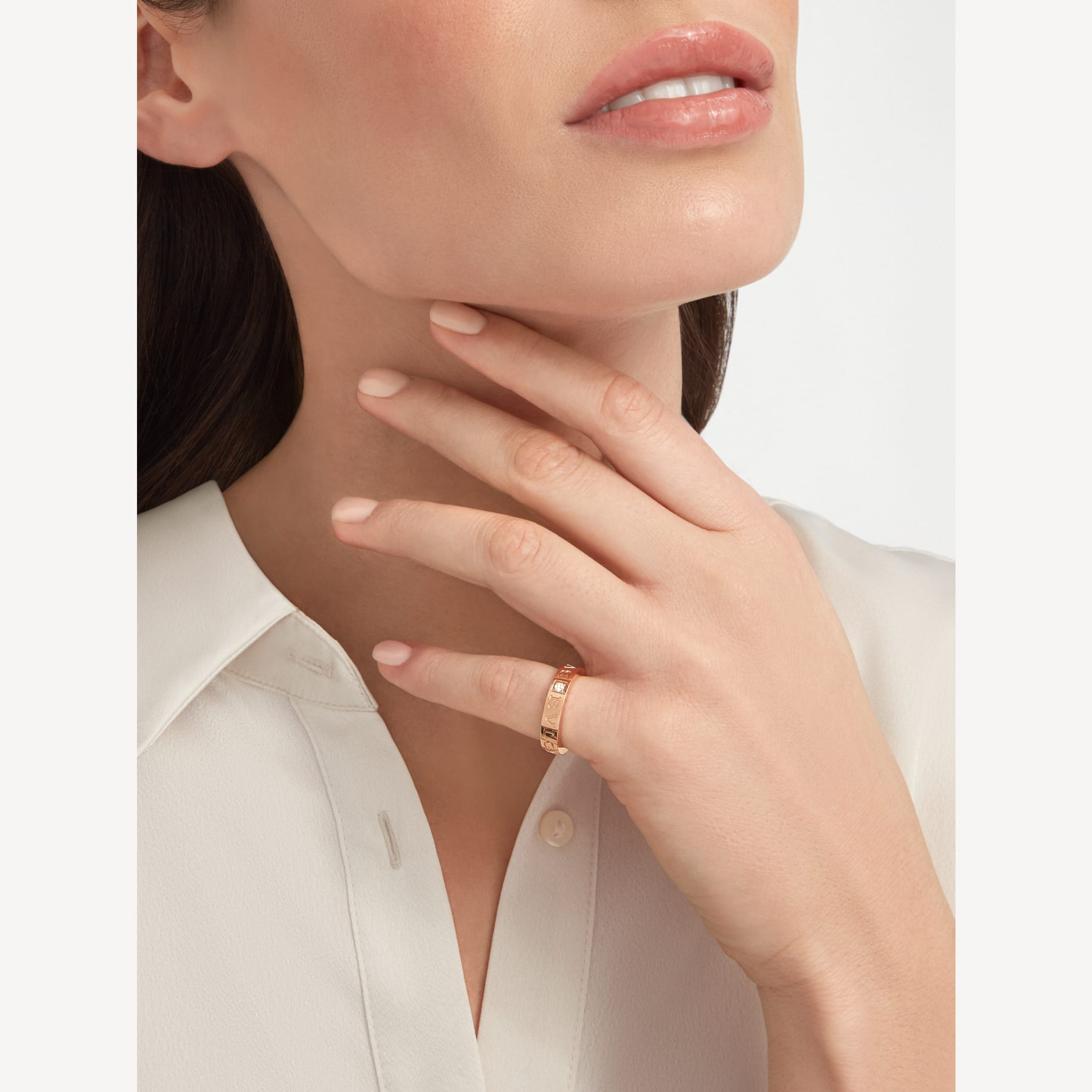 [Vicky]ZERO 1 ESSENTIAL WITH A DIAMOD RING