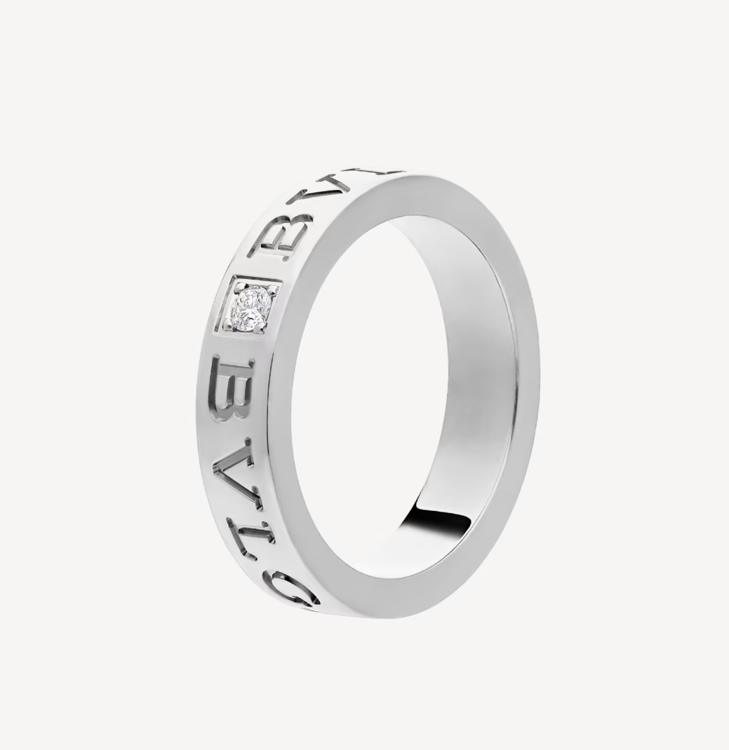 [Vicky]ZERO 1 ESSENTIAL WITH A DIAMOD RING