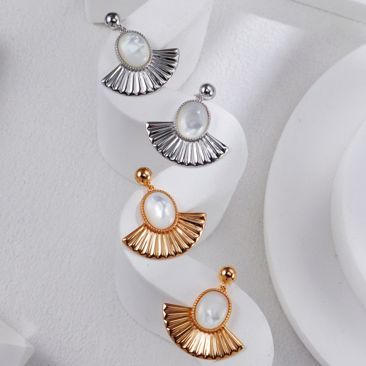 S925 Gold-Tone Sunburst Freshwater Pearl Cabochon Drop Earrings
