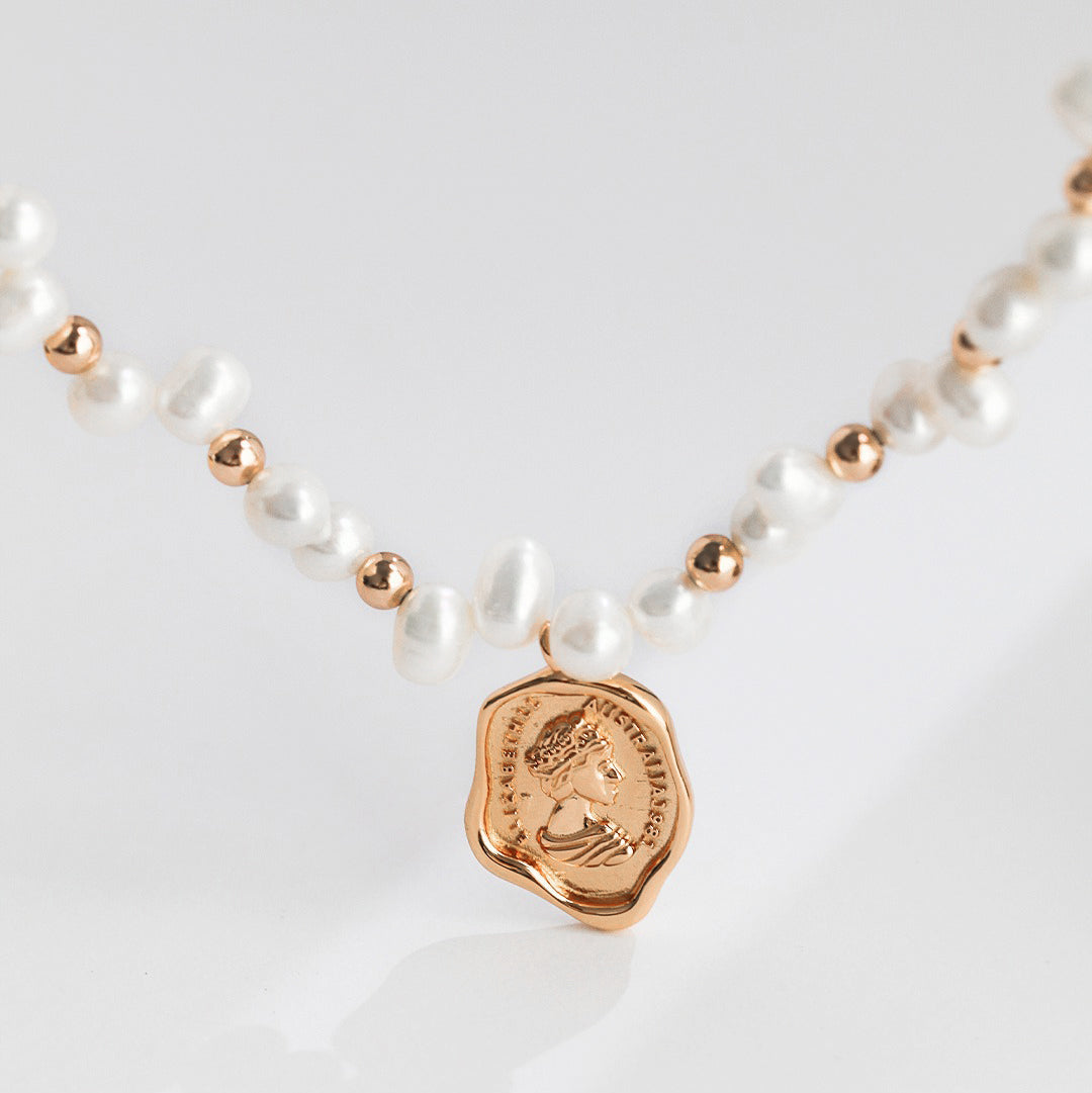 S925 Gold-Tone Baroque Pearl Choker with Vintage Coin Pendant