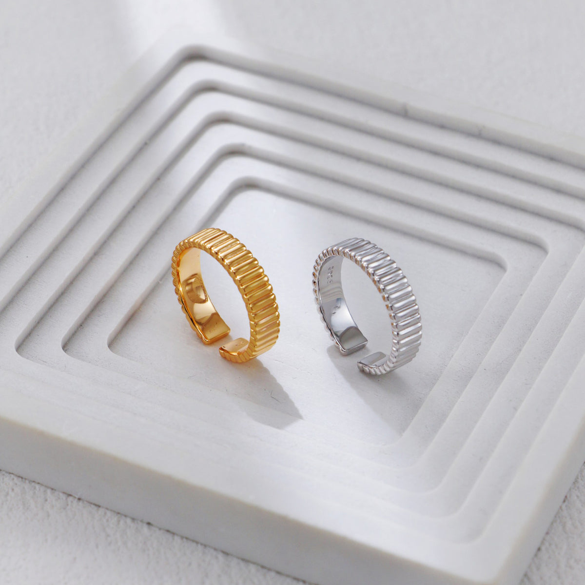 S925 Gold-Tone Ribbed Open Ring