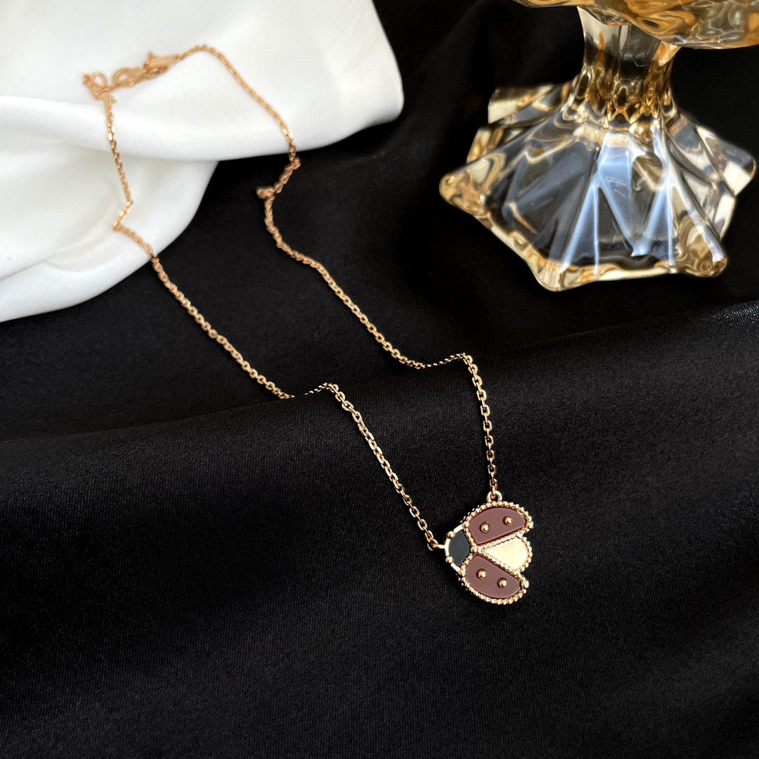 [Vicky]LUCKY  CARNELIANS LADYBUG NECKLACE