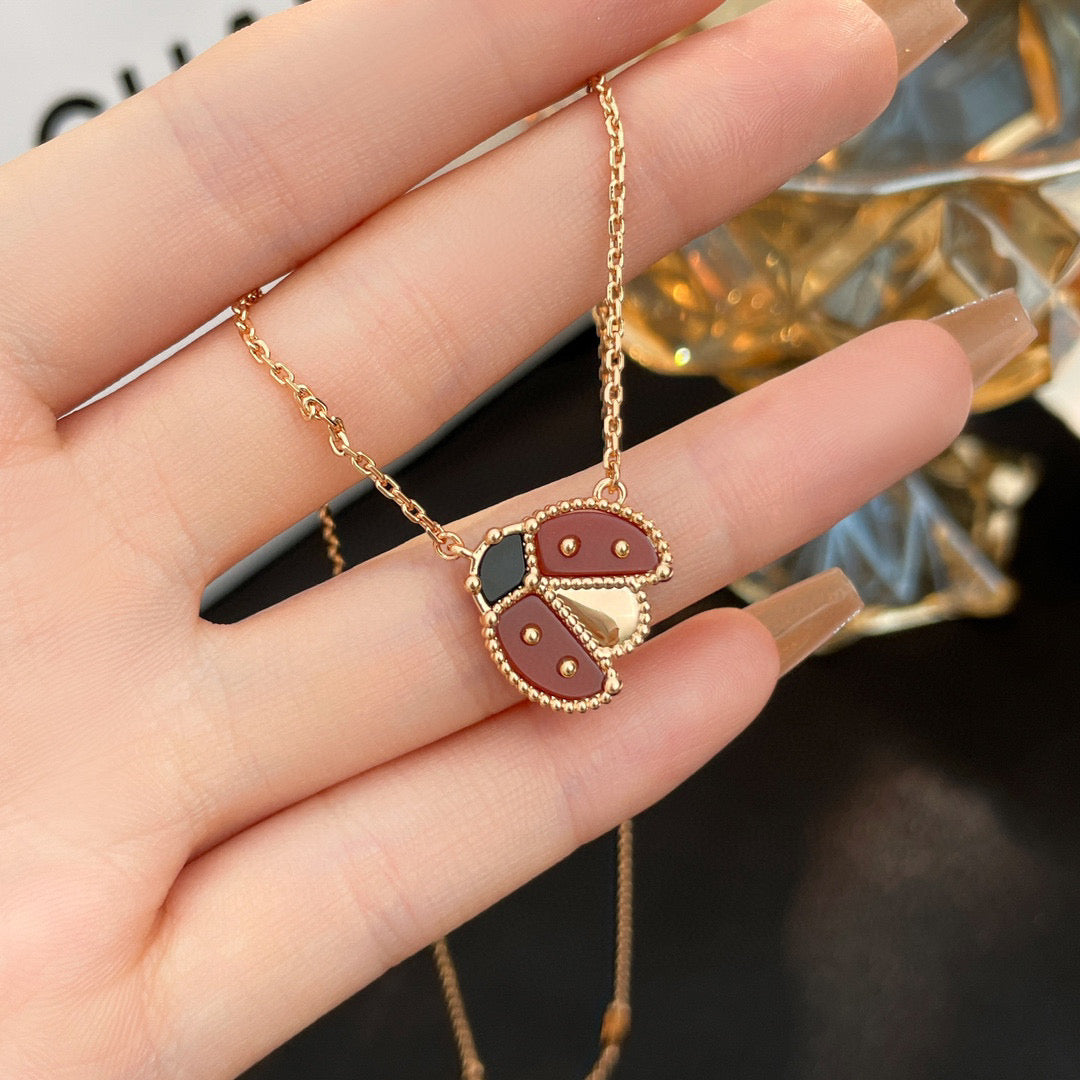 [Vicky]LUCKY  CARNELIANS LADYBUG NECKLACE