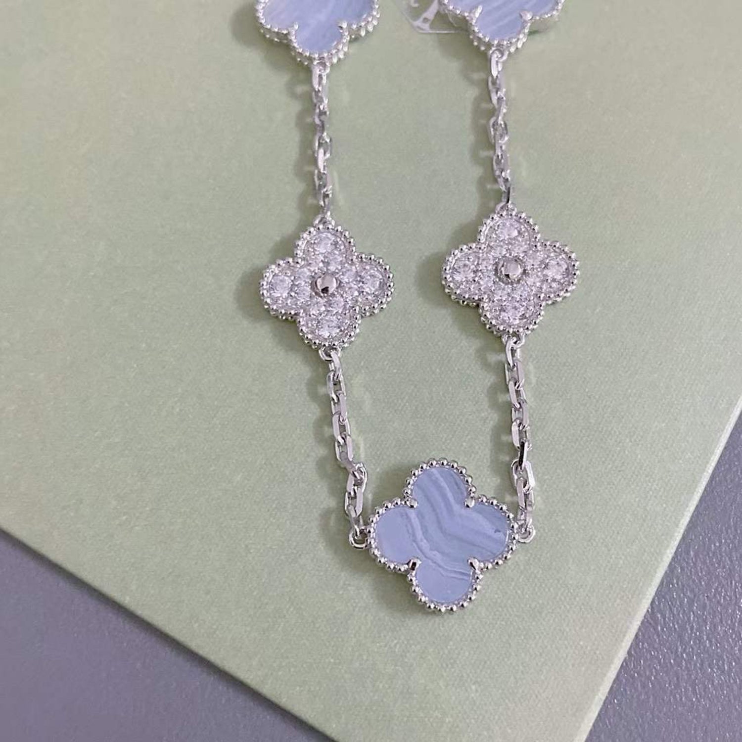 [Vicky]CLOVER  5 MOTIF DIAMOND PURPLE CHALCEDONY BRACELET SILVER