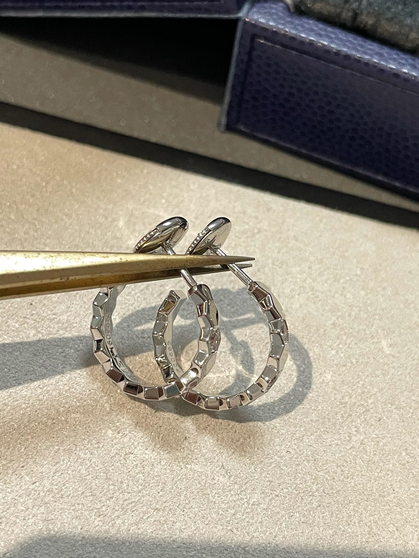 [Vicky]Hollow Design Four-Leaf Clover Flower Shape Ring