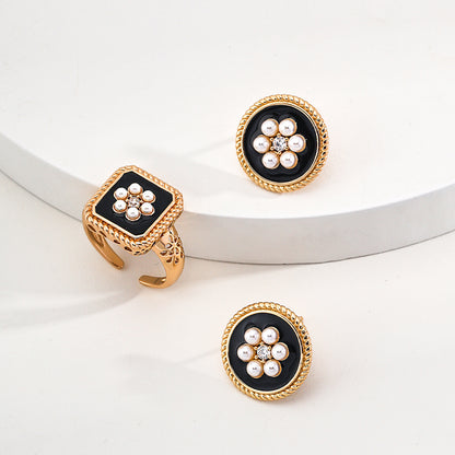 S925 Gold-Tone Square Black Onyx Ring with Pearl-Flower Center