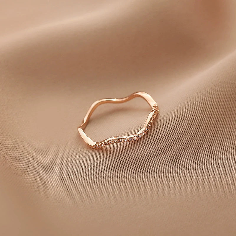 Geometric Waves Niche Design Diamond-Studded Index Finger Ring Fashionable Individuality Minimalist Ring