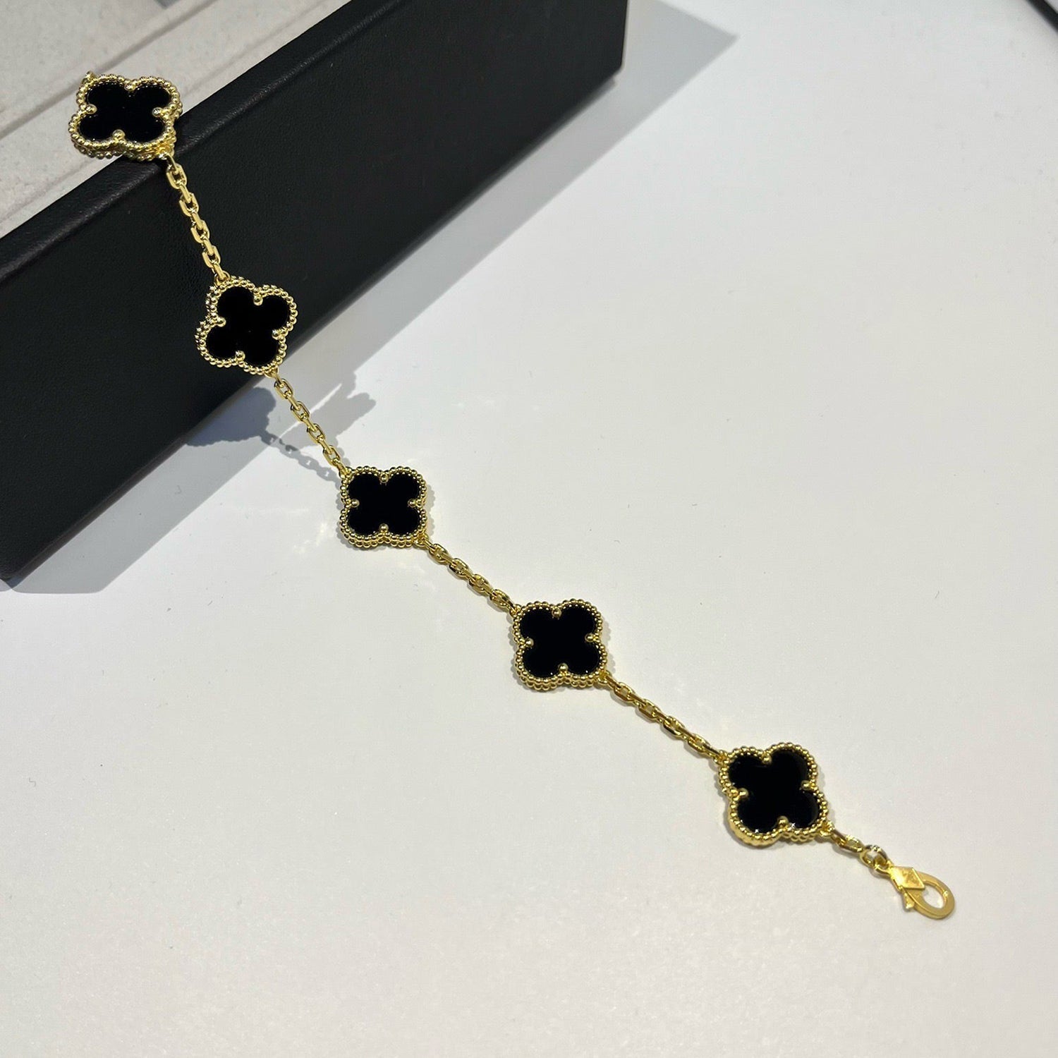 [Vicky]CLOVER  5 MOTIFS BLACK ONYX BRACELET