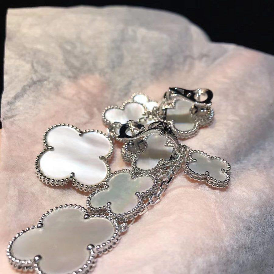 [Vicky]CLOVER EARRINGS WHITE MOP 4 MOTIFS SILVER