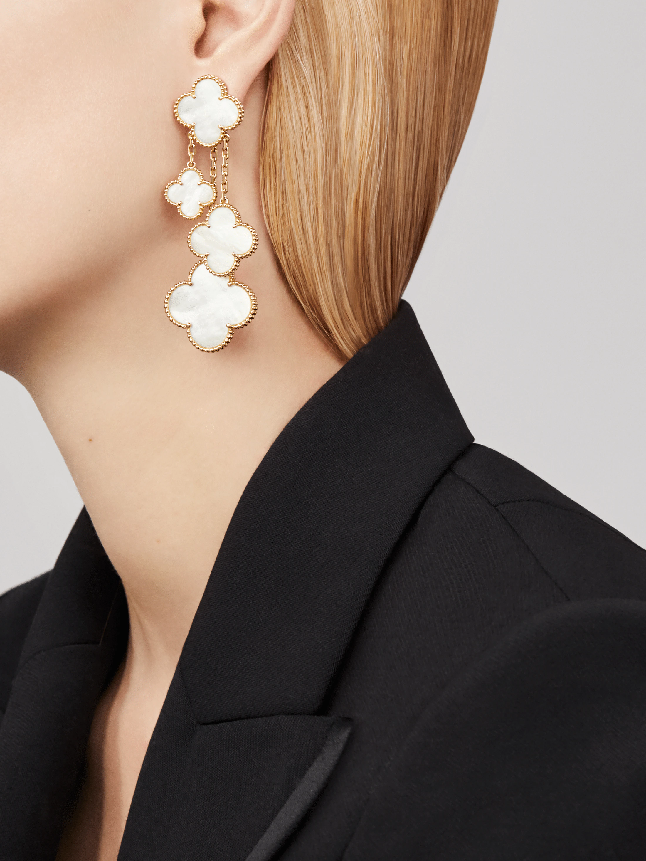 [Vicky]CLOVER EARRINGS WHITE MOP 4 MOTIFS GOLD