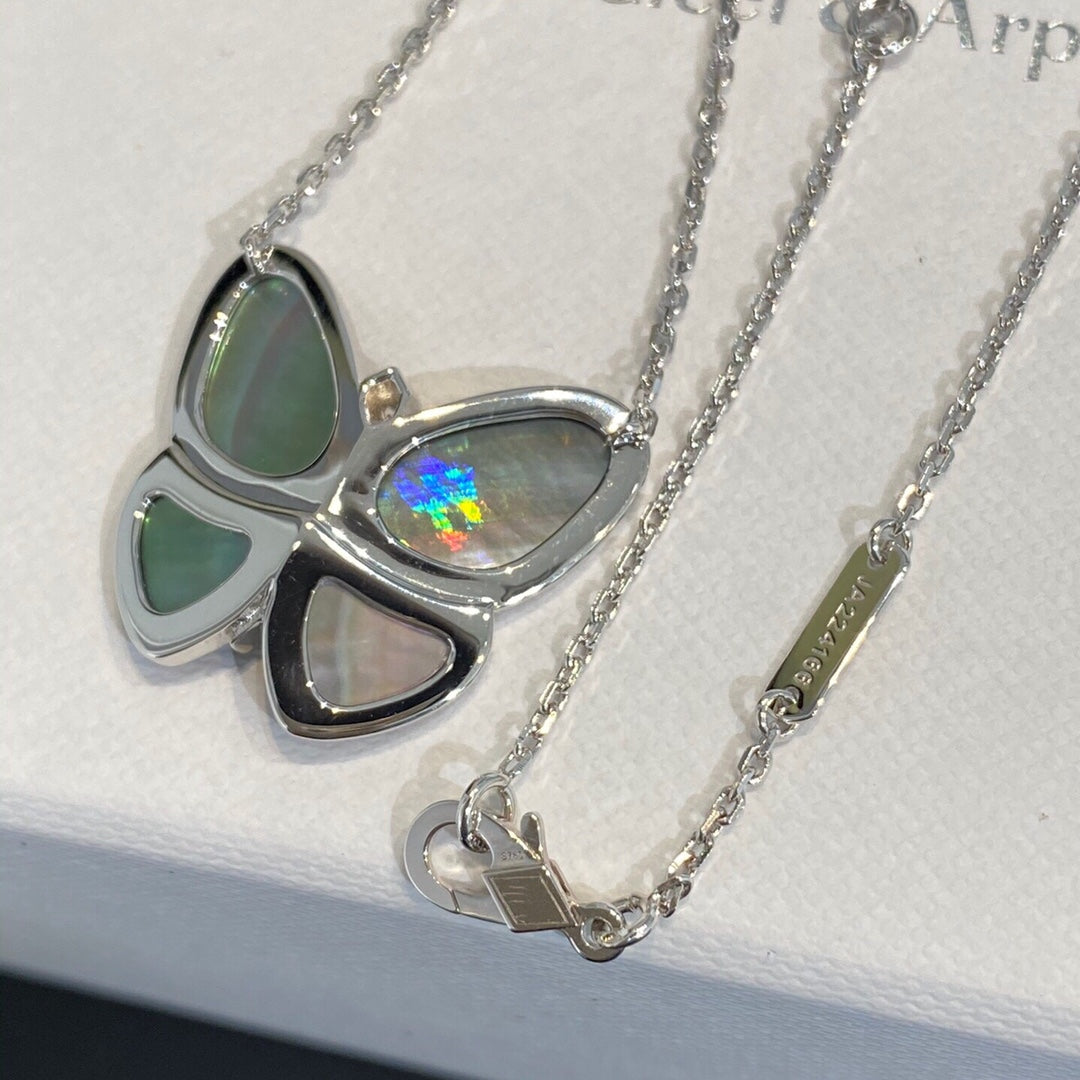 [Vicky]LARGE BUTTERFLY SILVER PENDANT DIAMOND NECKLACE