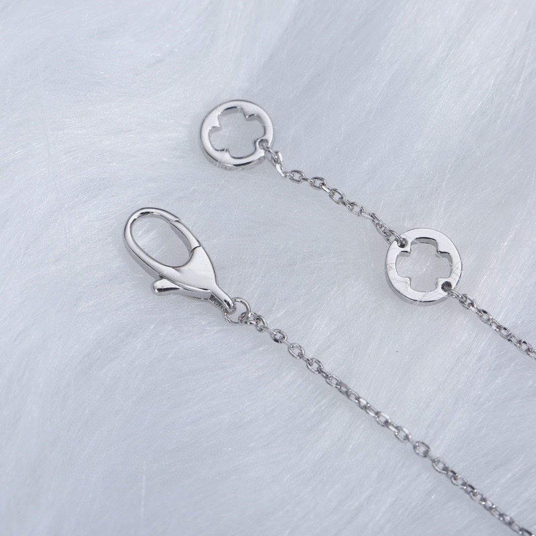 [Vicky]FIOREVER NECKLACE DIAMOND CENTER